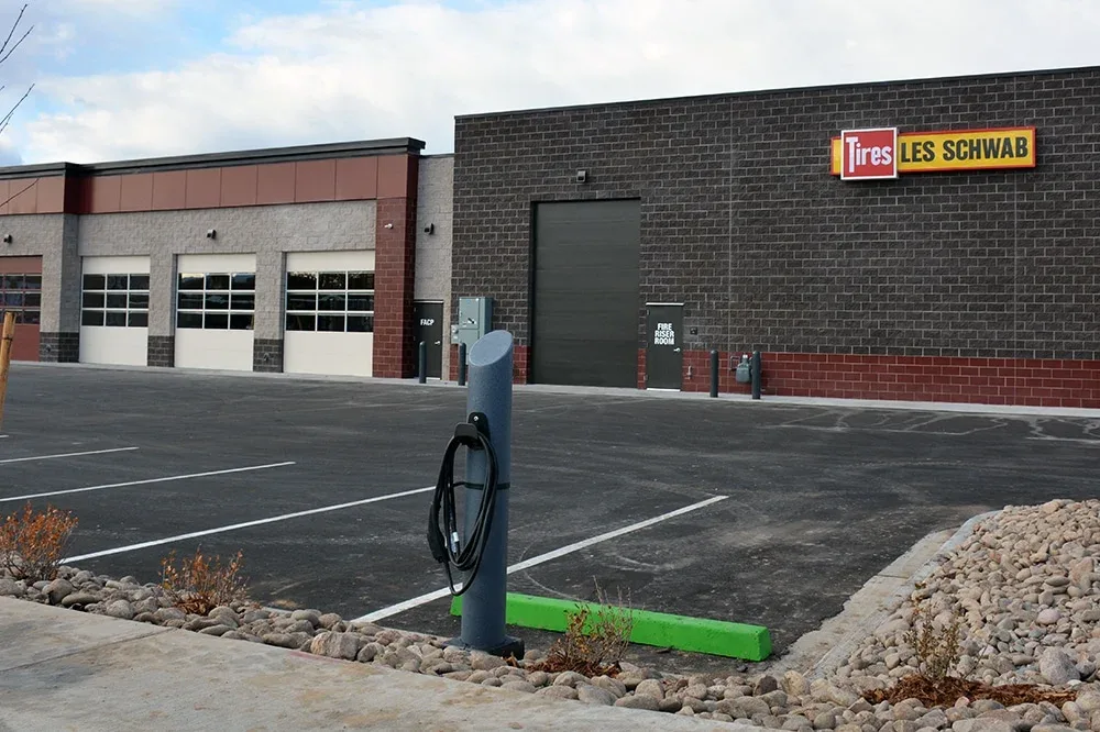 Les Schwab Tire Center Electric Vehicle Charging Station