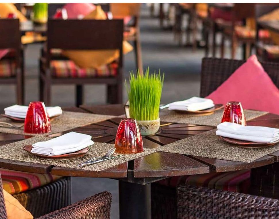 Outdoor Dining in Aurora Need Help With Your Permitting?